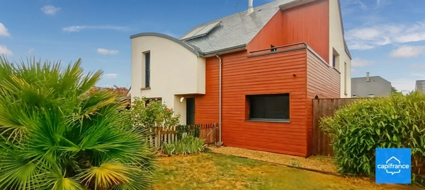 Maison à vendre 7 pièces L'HUISSERIE (53)