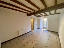À Vendre : Maison de ville 3 chambres avec dépendance Mayenne 53200