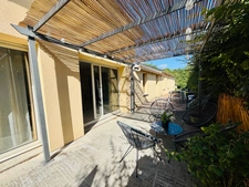 À VENDRE VIEUX BRIOLLAY - Maison familiale de plain-pied avec terrain de 800 m² 