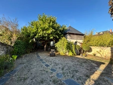 MÛRS-ÉRIGNÉ – CHARME, VOLUMES ET 5 GRANDES CHAMBRES