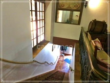 Character property complex with strong potential – 305 m² house + rental income