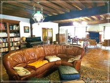 Ensemble immobilier de caractère avec fort potentiel – Maison de 305 m² + revenus locatifs