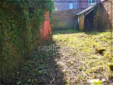 Character property complex with strong potential – 305 m² house + rental income