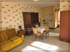 Ensemble immobilier de caractère avec fort potentiel – Maison de 305 m² + revenus locatifs