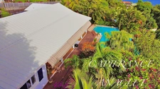 ❤️COUP DE CŒUR❤️ À vendre – Villa contemporaine avec piscine à débordement, vue mer et dépendance locative 97222 CASE-PILOTE