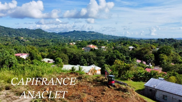 LE ROBERT – TERRAIN À BÂTIR 480,33 m²