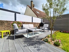 UXEM - Maison semi-mitoyenne entièrement rénovée avec jardin, terrasse et garage 