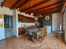 Maison de campagne 190 m² – 4 chambres – Terrain clos de 7 500 m² – Beau potentiel