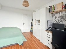 BREST LE GUELMEUR APPARTEMENT 3 PIECES AVEC ASCENSEUR ET PETITE VUE MER