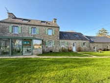 Longère de prestige en pierre – 150 m² – Milizac, entre Saint-Renan et Guilers