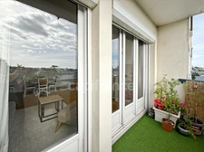 BREST LE GUELMEUR APPARTEMENT 3 PIECES AVEC ASCENSEUR ET PETITE VUE MER