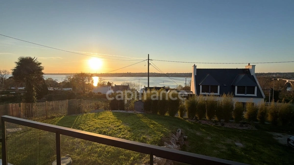Villa d'architecte contemporaine d’exception à Plougastel – Vue panoramique sur la rade de Brest – 