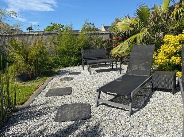 COUP DE CŒUR – 200 M² DE CHARME, UN JARDIN SECRET