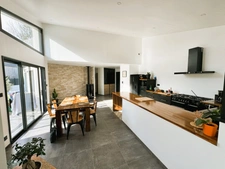 Contemporary 5-room house for sale in PLOUNEOUR TREZ (29)