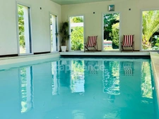 BOURG BLANC - MAISON AVEC PISCINE