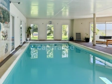 BOURG BLANC - MAISON AVEC PISCINE