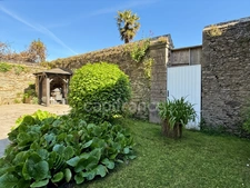 Maison de charme d'environ 272 m² au Moulin Blanc, à l'abri des regards