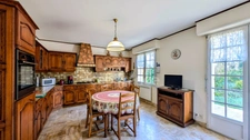 Maison 172 m² - 4 chambres - Bureau - Terrain  2200 m² - Bourg de PLOUDANIEL (29)