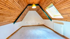 Grands Gîtes avec Maison d'Habitation  - ROSNOEN (29)