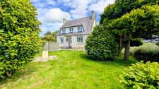 Maison - 4 chambres - 130 m² - Sous-sol - Terrain 1200 m² -  SAINT FREGANT (29)