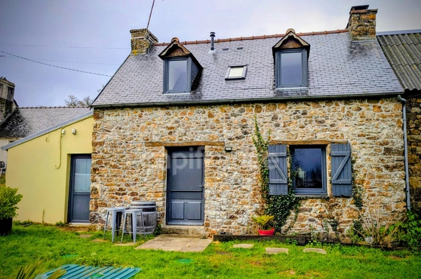 Penty - 60 m² - Terrain 380 m² - ROSNOEN (29)