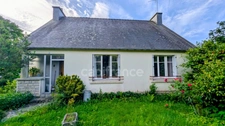 MAISON sur cave 130 m² - 5 CHAMBRES - TERRAIN 5 400 m² - PONT DE BUIS LES QUIMERCH (29)