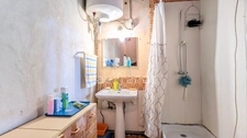 ROSNOEN (29) - Maison 80 m² à rénover - 2 chambres - Terrain 335 m²