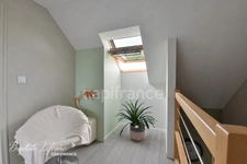 Maison familiale 5 chambres - 141 m² - 678 m² terrain