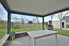 Maison familiale de plain-pied - 6 pièces - 106 m² à JARZÉ