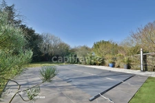 Longère d'exception 8 pièces – 203 m² habitables avec jardin et piscine proche Angers