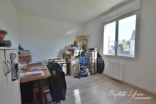 Maison familiale 6 pièces - 115 m² à BAUGÉ EN ANJOU