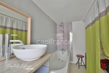 Maison de bourg à Jarzé – Un intérieur chaleureux avec jardin et terrasse !