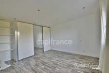 Maison de plain-pied avec jardin à LA CHAPELLE SAINT LAUD - 55 m² habitables - 3 pièces