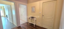 Appartement à vendre avec grand balcon et vue dégagée - quartier calme de Salins-Les-Bains