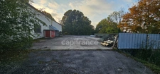 Bâtiment professionnel 1 300 m² + 7 garages – 5 min LONS LE SAUNIER (39000)