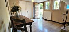 Maison d’Architecte avec grand jardin et sous sol complet- Mesnay / Arbois (39600)