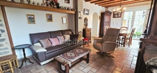 Maison familiale – Arbois centre – Terrasse, jardin, garages et atelier (39600)
