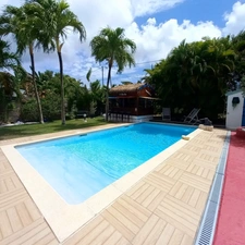 villa de charme, piscine, pool house à vendre 5 pièces SAINT FRANCOIS (971)