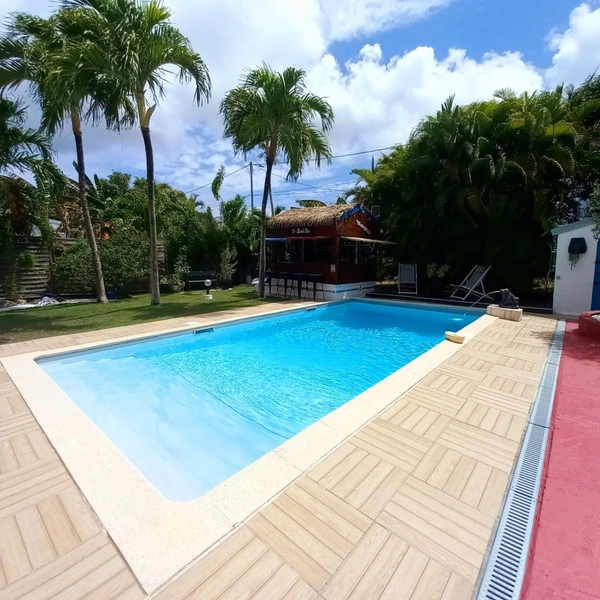 villa de charme, piscine, pool house à vendre 5 pièces SAINT FRANCOIS (971)