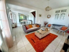 Charming house for sale, 6 rooms LE GOSIER (971)