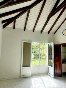 4-bedroom villa and 2-bedroom apartment for sale in ABYMES-GOSIER (971), swimming pool, 1900 m² plot 
