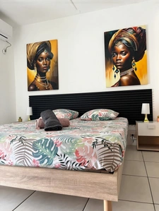 Appartement T2 - Accès Mer - Sainte-Anne Centre (971) - Tout à pied, fort potentiel saisonnier 