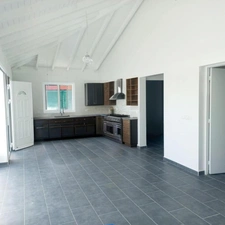 Maison plain pied, piscine à vendre 3 pièces SAINTE ANNE (971)