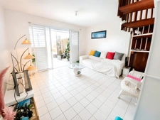 Townhouse for sale, 4 rooms, 3 to 4 bedrooms, PETIT BOURG (971)