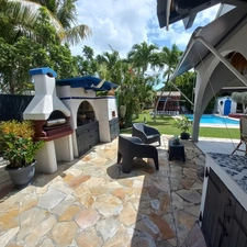 4-bedroom house for sale in Saint-François (971), single-storey, swimming pool, pool house, exceptional landscaped garden
