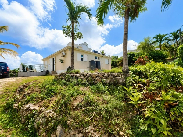 Villa à vendre Saint-Anne, vue panoramique, 4 pièces  (971)