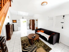 Villa à vendre Saint-Anne, vue panoramique, 4 pièces  (971)