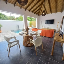 Maison neuve, 3 pièces plain pied, meublée à vendre à SAINTE ANNE (971), GUADELOUPE, piscine et clôturée