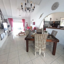 4-bedroom house for sale in Saint-François (971), single-storey, swimming pool, pool house, exceptional landscaped garden