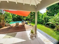 VILLA T5 & MAISON T3, PISCINE, A VENDRE ABYMES proche GOSIER et CHU